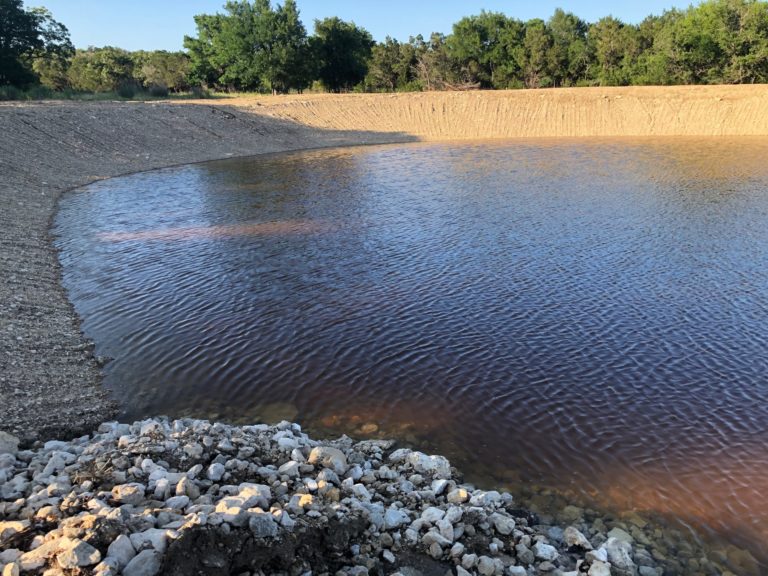 Pond liner for ponds an lakes over 1 Acre Active Liner